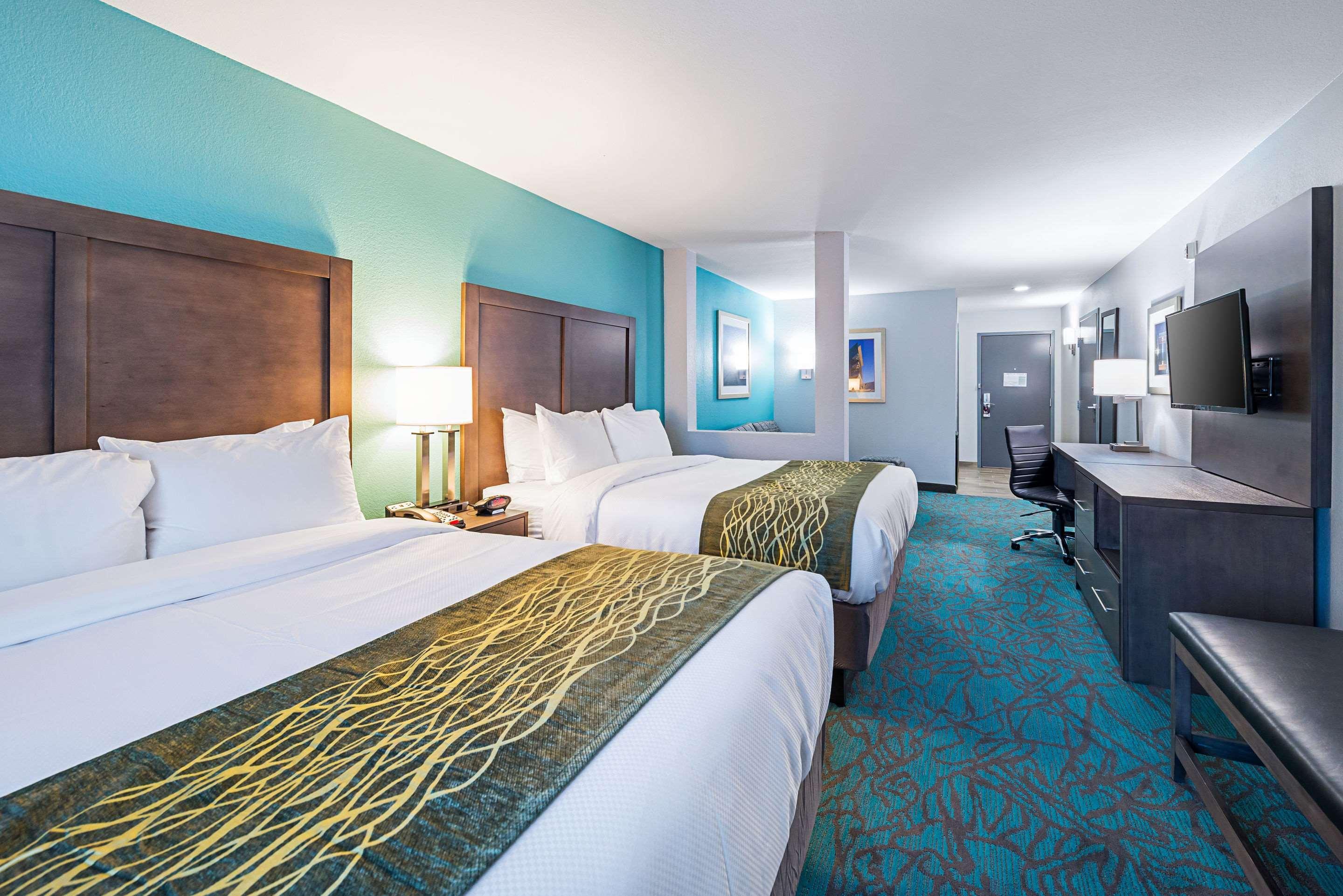 Comfort Inn & Suites Oklahoma City Near Bricktown Экстерьер фото