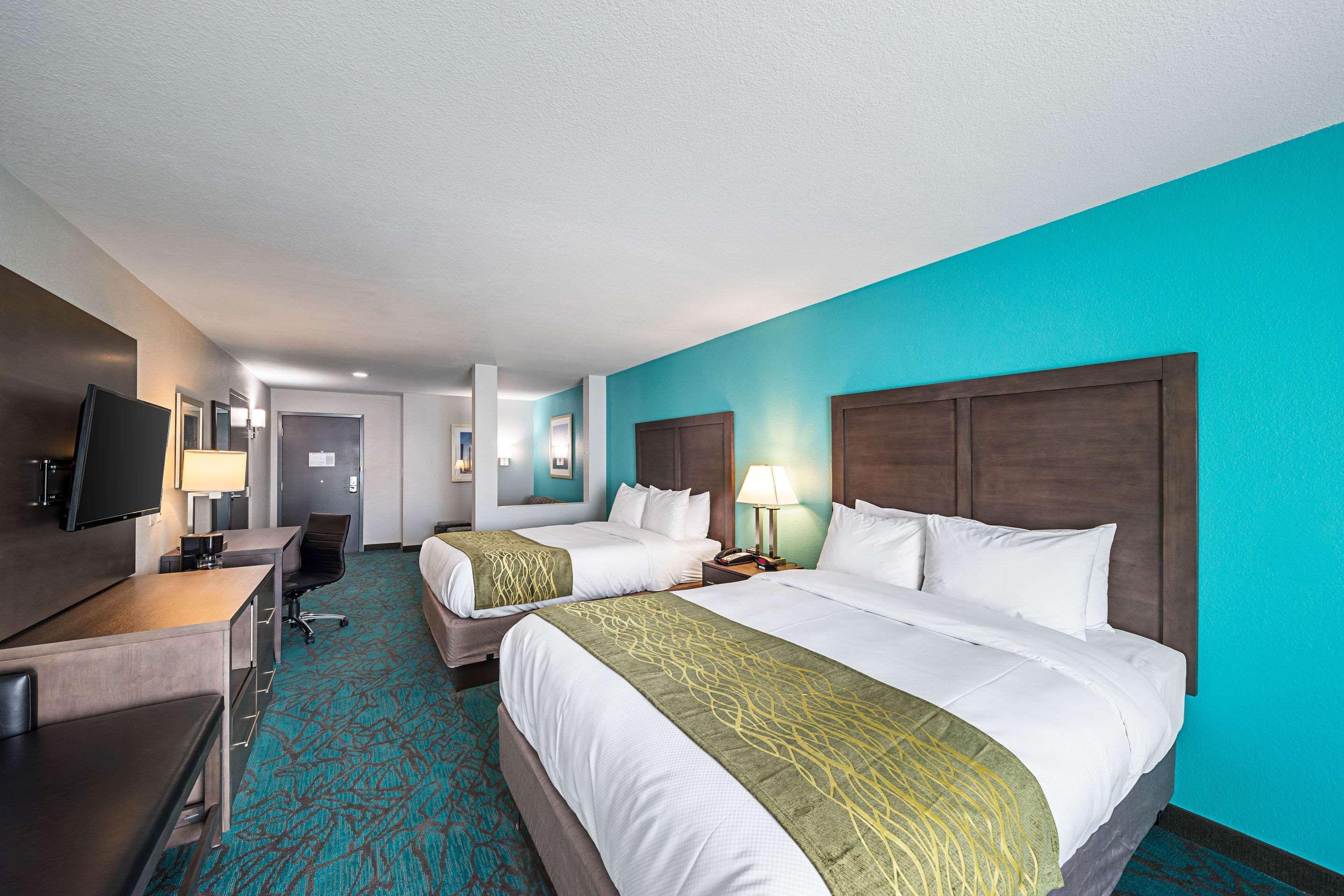 Comfort Inn & Suites Oklahoma City Near Bricktown Экстерьер фото