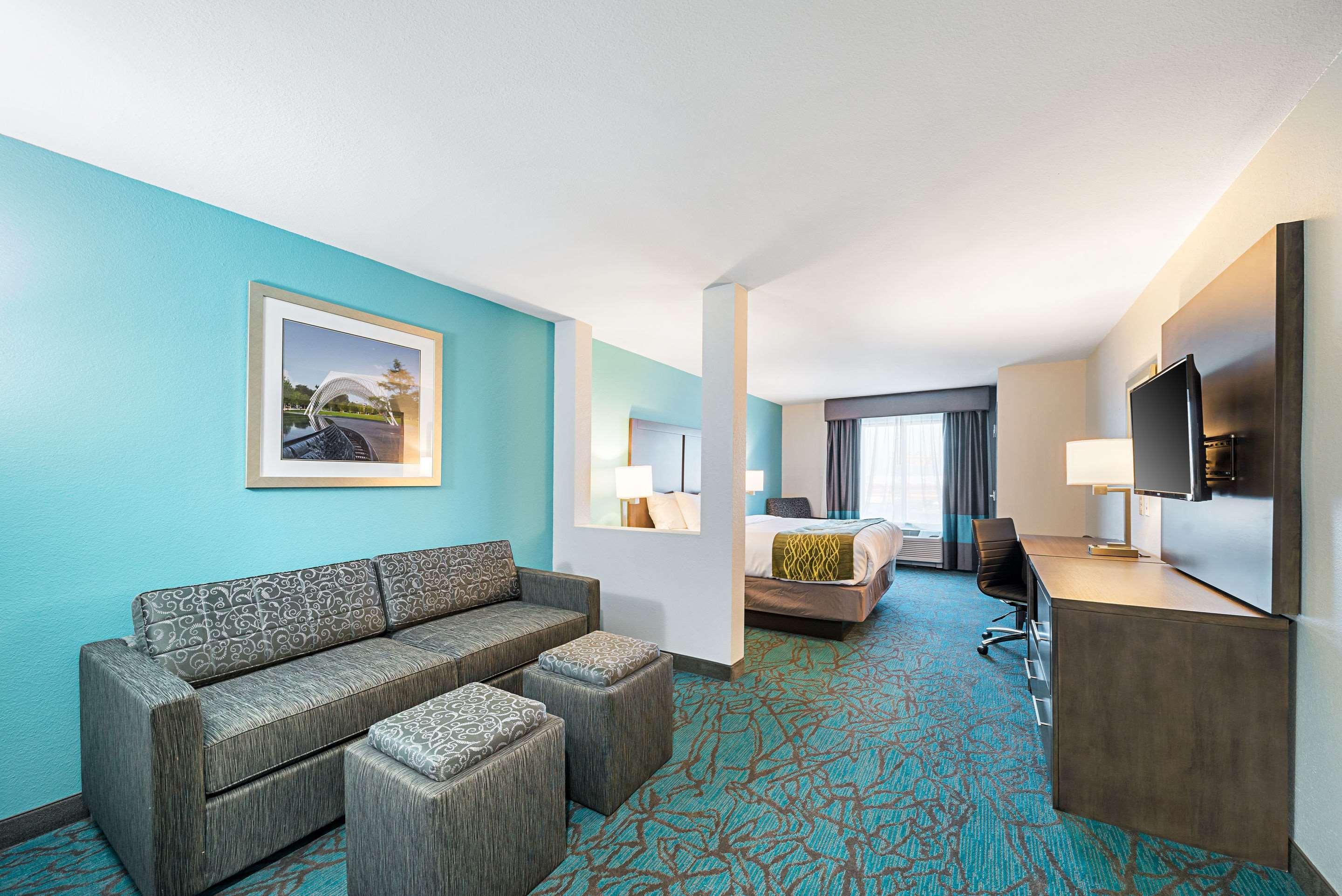 Comfort Inn & Suites Oklahoma City Near Bricktown Экстерьер фото